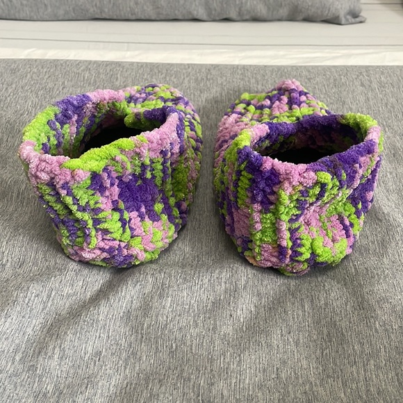 Knit Slippers - Picture 3 of 4